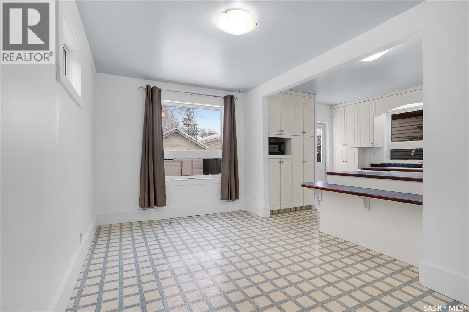 1310 G Avenue N, Saskatoon, Saskatchewan  S7M 2Z4 - Photo 10 - SK026298