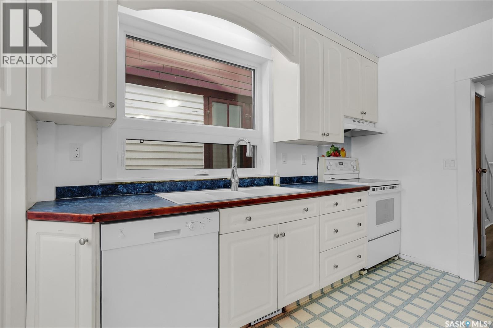 1310 G Avenue N, Saskatoon, Saskatchewan  S7M 2Z4 - Photo 13 - SK026298