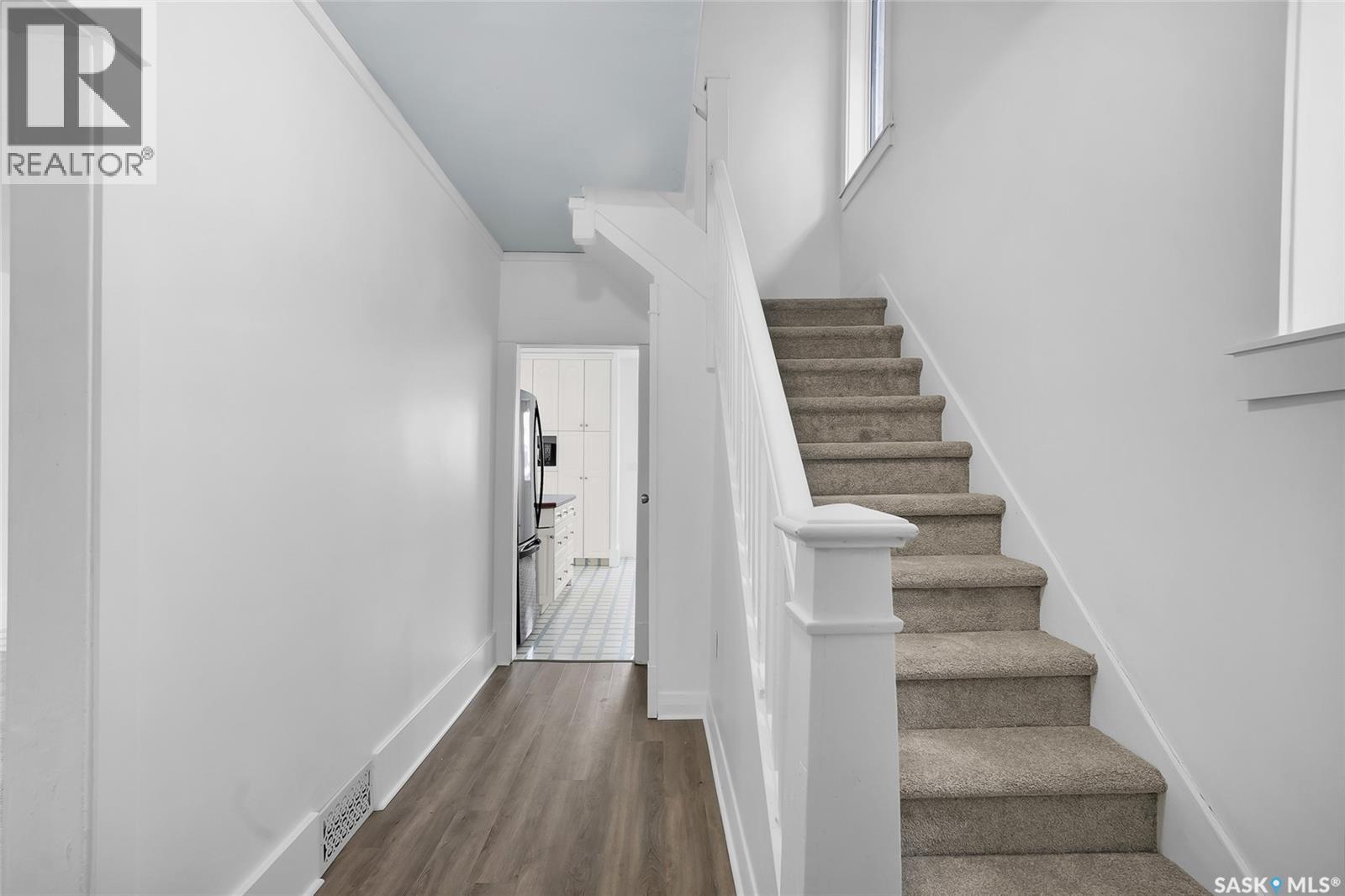 1310 G Avenue N, Saskatoon, Saskatchewan  S7M 2Z4 - Photo 5 - SK026298