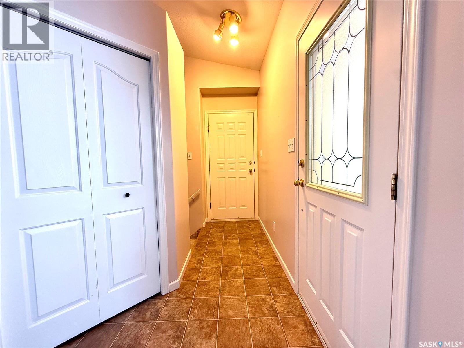 68 Russell Drive, Yorkton, Saskatchewan  S3N 3W2 - Photo 13 - SK026262