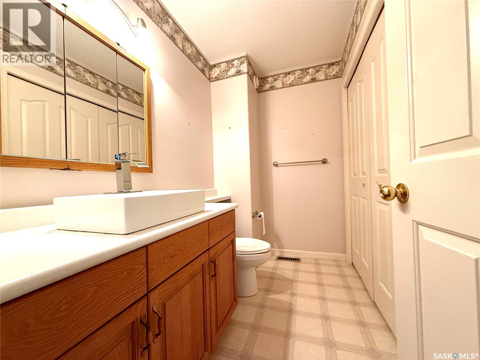 68 Russell Drive, Yorkton, Saskatchewan  S3N 3W2 - Photo 16 - SK026262