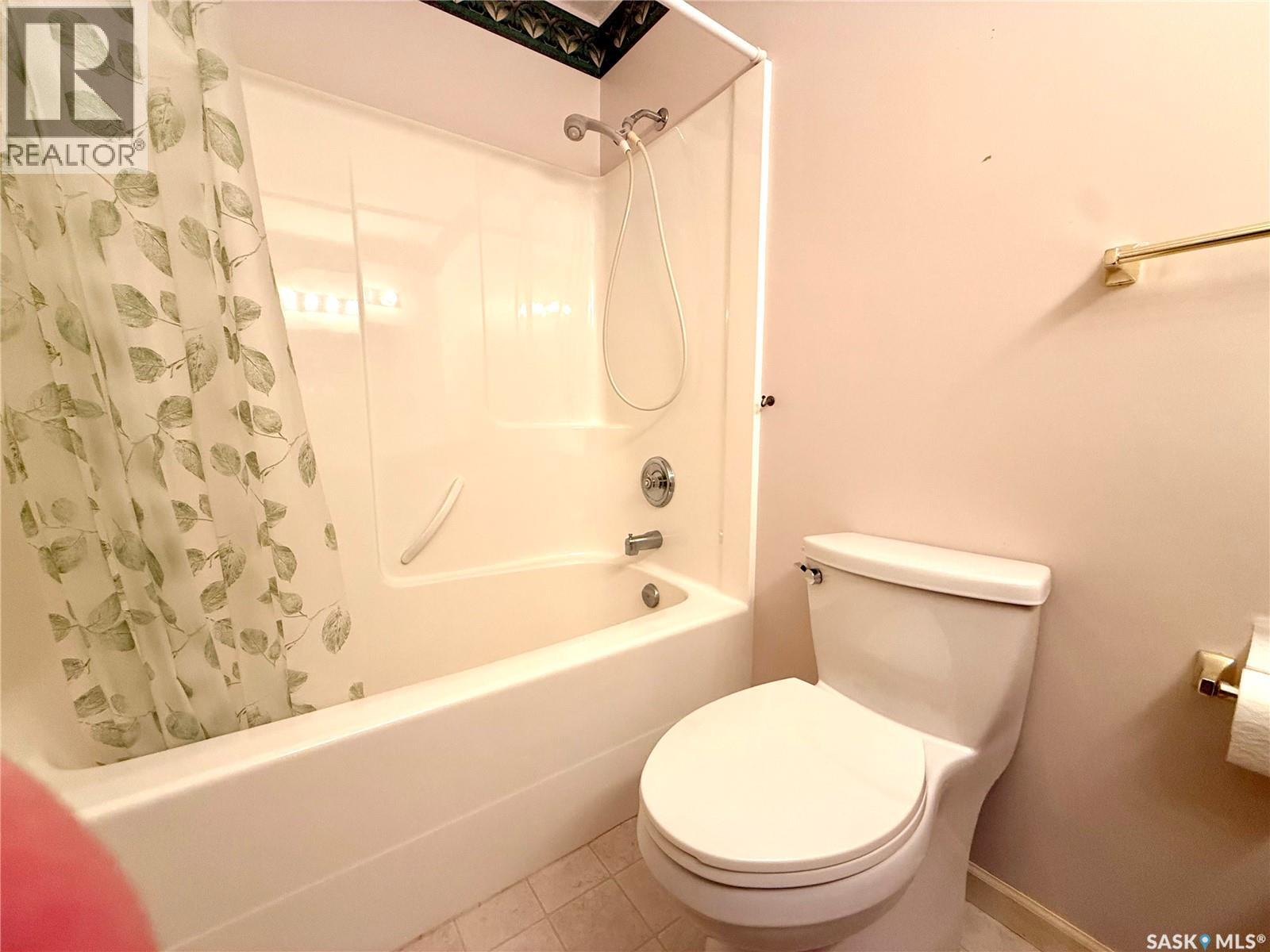 68 Russell Drive, Yorkton, Saskatchewan  S3N 3W2 - Photo 21 - SK026262