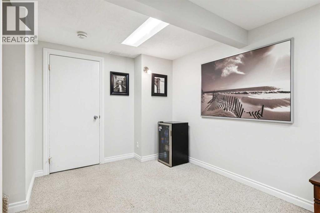 42 Cedarwood Hill Sw, Calgary, Alberta  T2W 3H5 - Photo 22 - A2276425