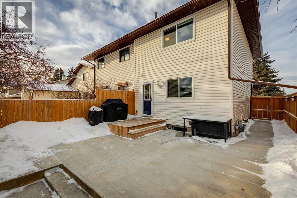 42 Cedarwood Hill Sw, Calgary, Alberta  T2W 3H5 - Photo 23 - A2276425