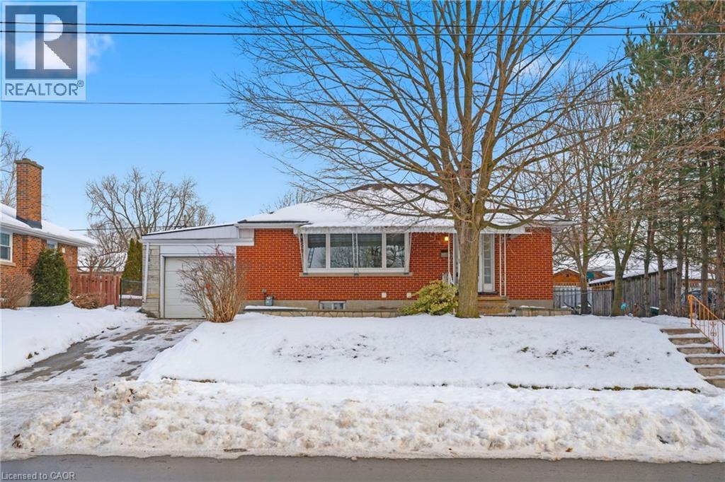 13 Ridgewood Avenue, Guelph, Ontario N1H 6C3 - Photo 2 - 40796347