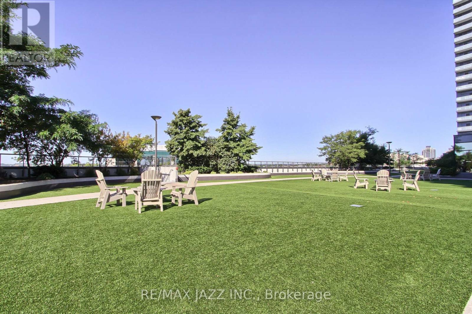 703 - 55 Oneida Crescent, Richmond Hill, Ontario  L4B 0E8 - Photo 12 - N12668190