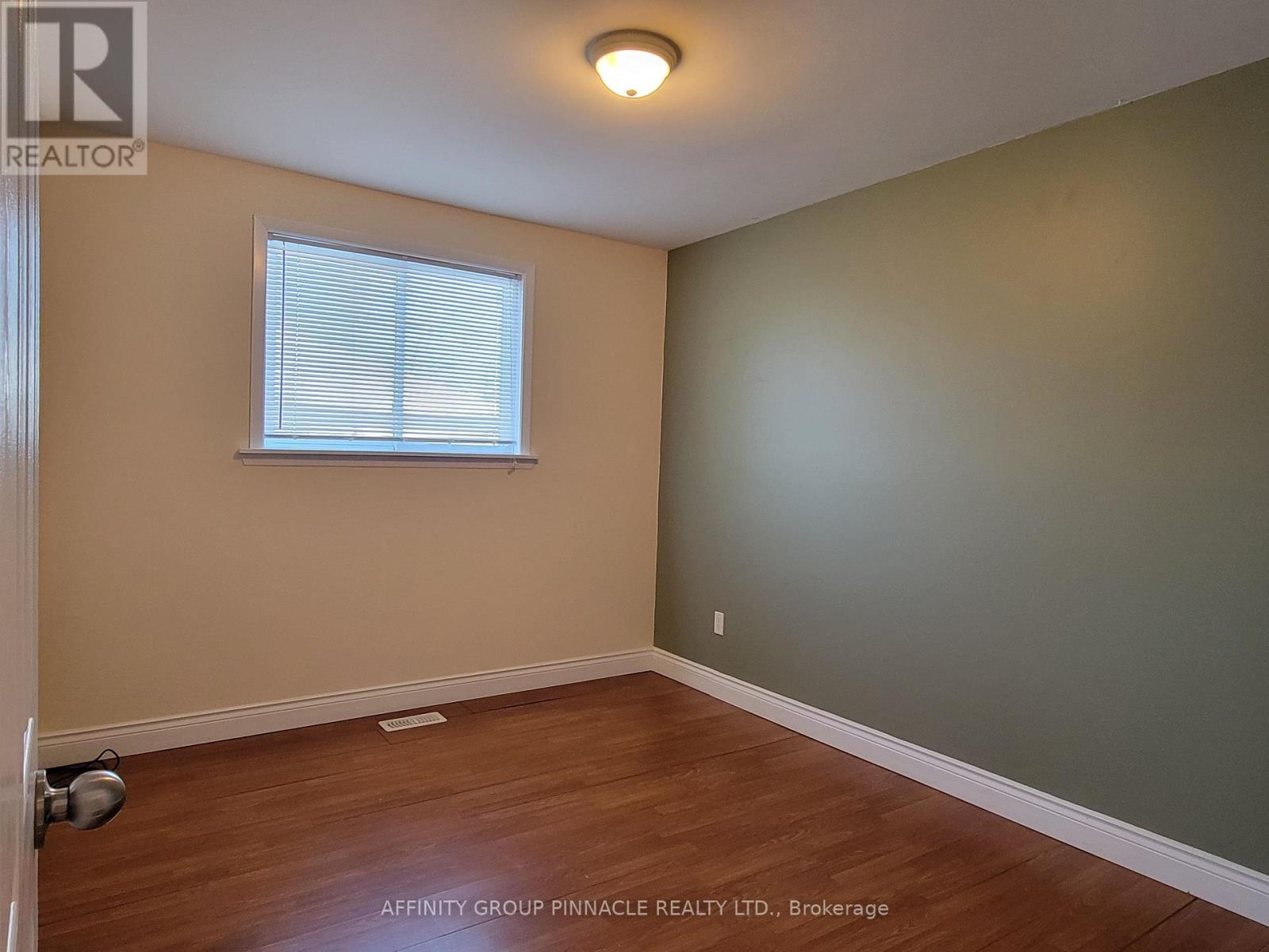 524 Sarah Street, Brock, Ontario  L0K 1A0 - Photo 20 - N12668256