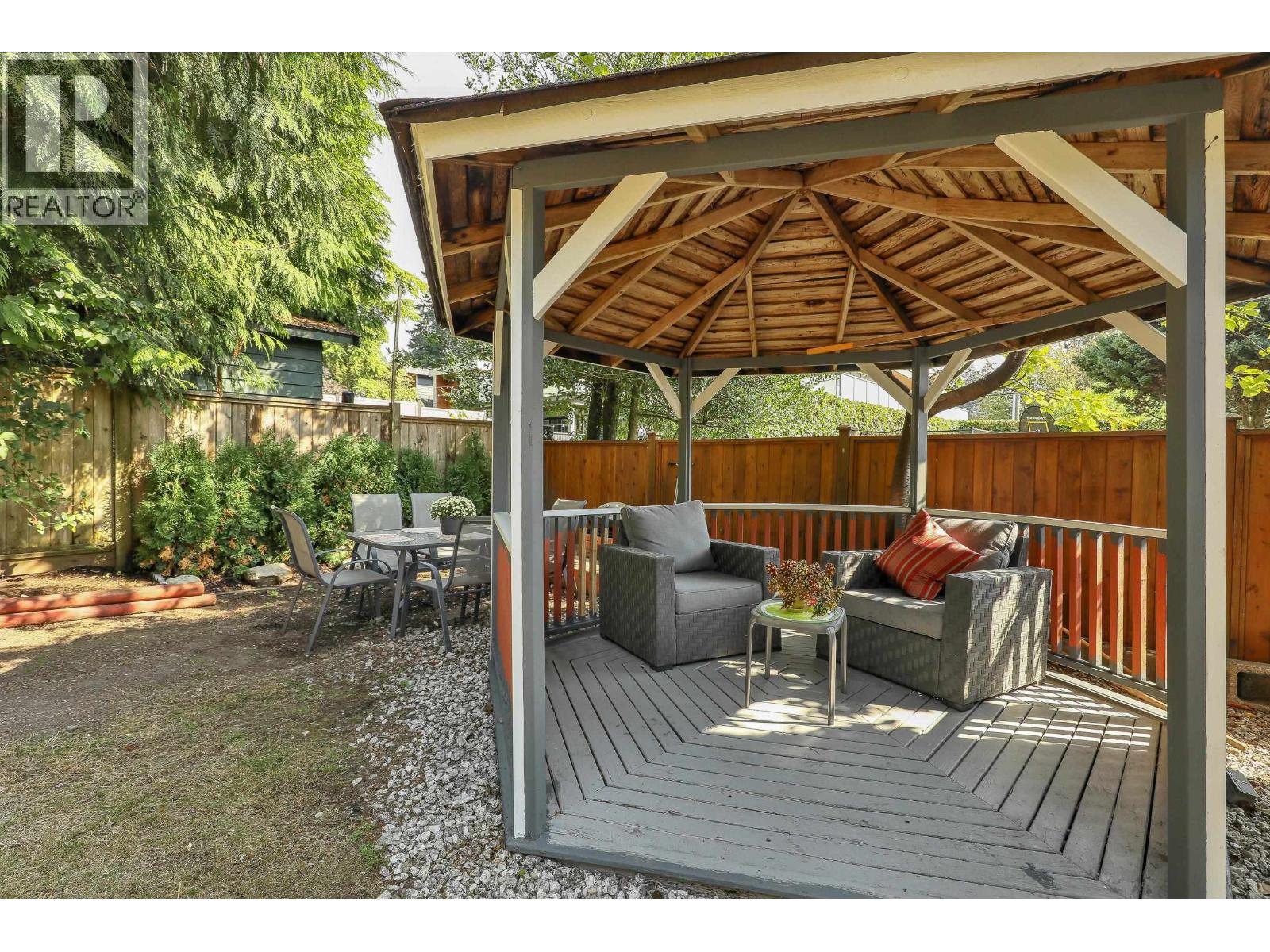 732 E 29th Street, North Vancouver, British Columbia  V7K 1B3 - Photo 23 - R3076045