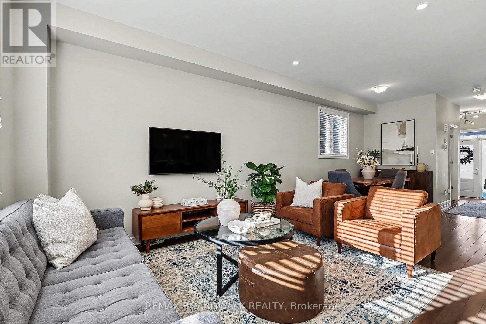 832 June Grass Street, Ottawa, Ontario  K4A 1H4 - Photo 11 - X12667866