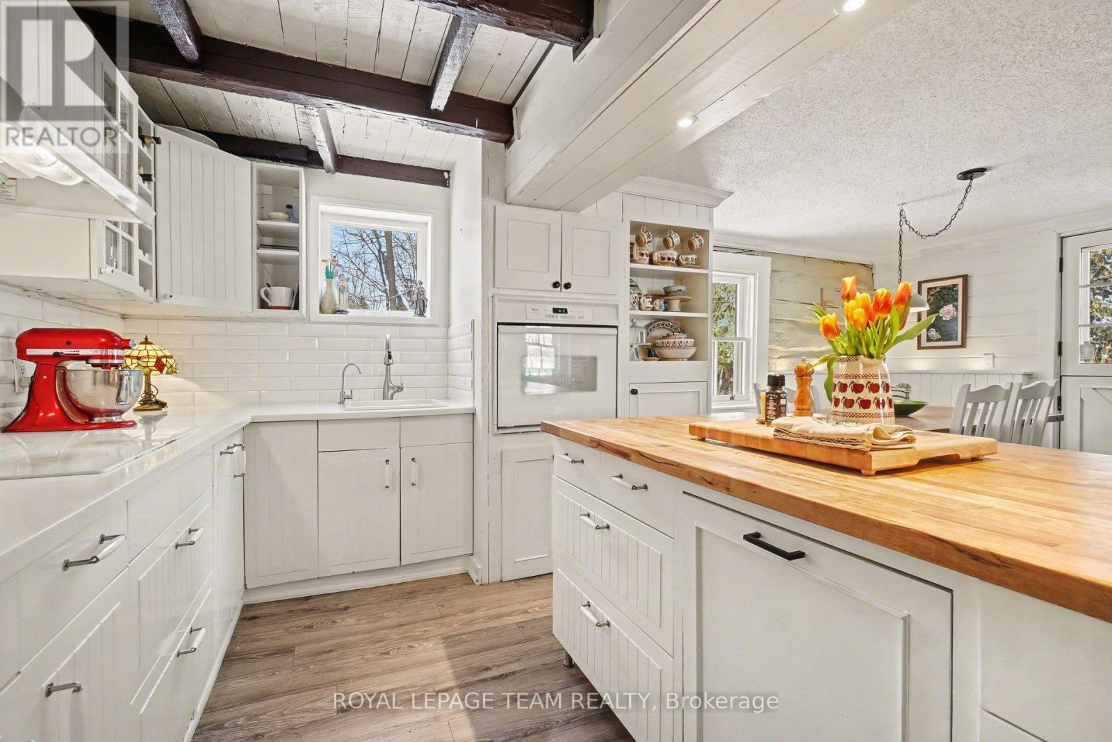 5954 Ottawa Street, Ottawa, Ontario  K0A 2Z0 - Photo 14 - X12668044