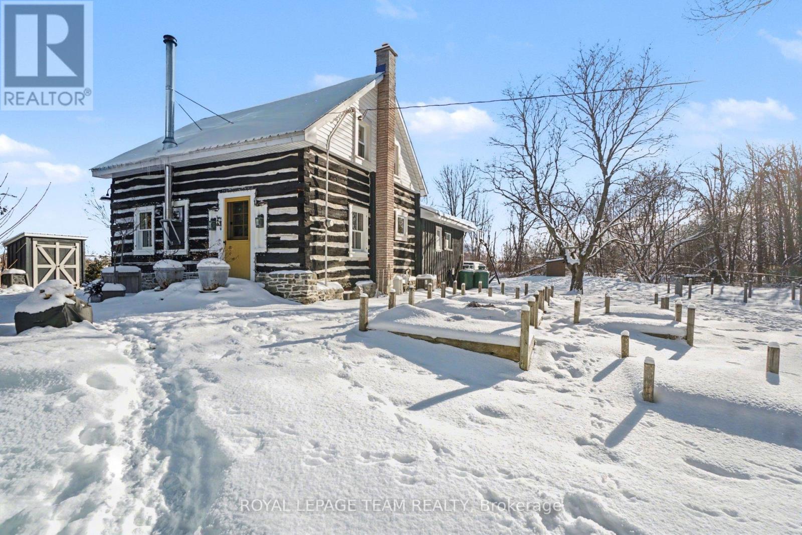 5954 Ottawa Street, Ottawa, Ontario  K0A 2Z0 - Photo 2 - X12668044