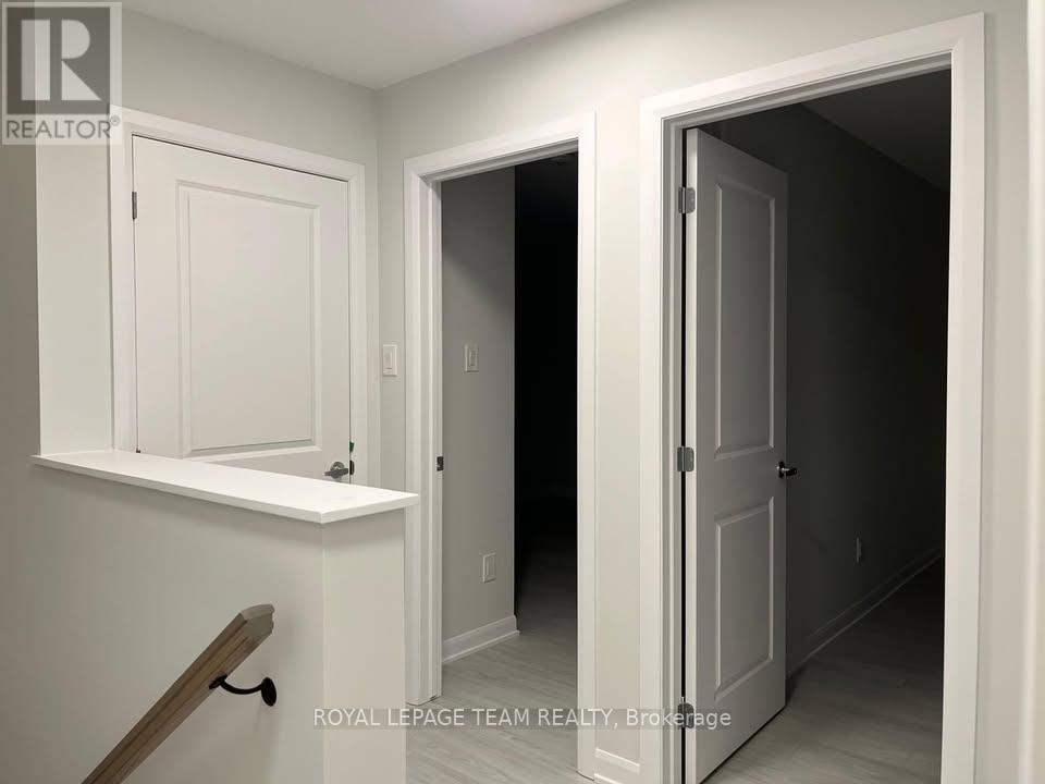 6 - 301 Glenroy Gilbert Drive, Ottawa, Ontario  K2J 7N6 - Photo 7 - X12668070