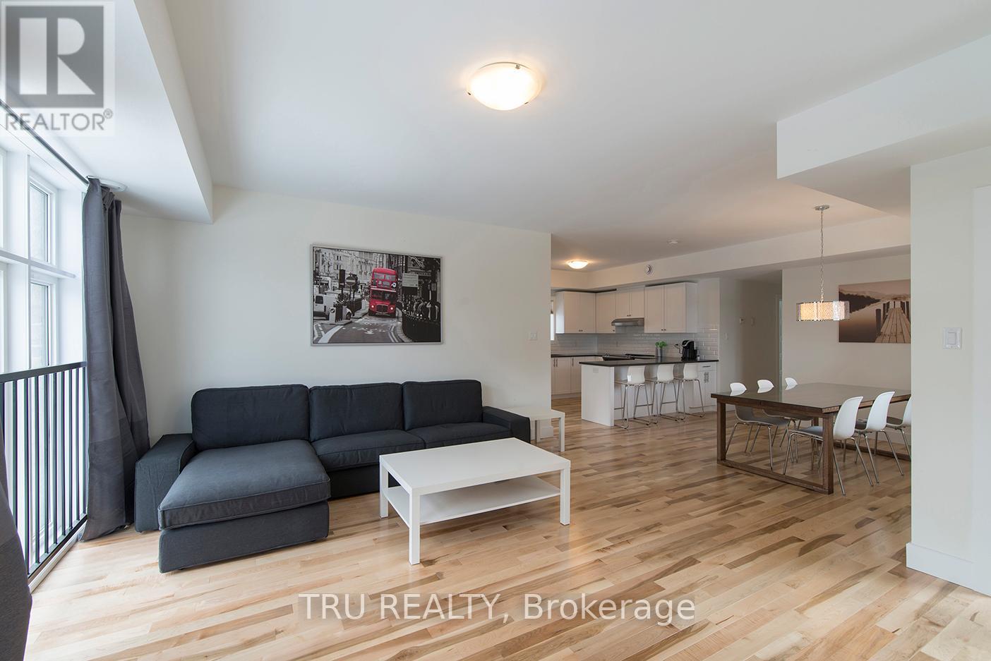 2 - 550 Guy Street, Ottawa, Ontario  K1K 1B9 - Photo 4 - X12668146