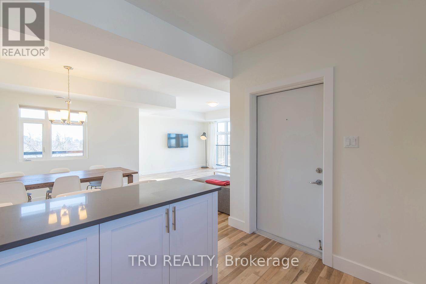 2 - 550 Guy Street, Ottawa, Ontario  K1K 1B9 - Photo 7 - X12668146