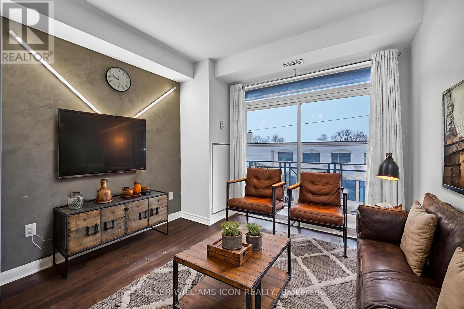 320 - 429 Kent Street, Ottawa, Ontario  K2P 1B5 - Photo 13 - X12668226