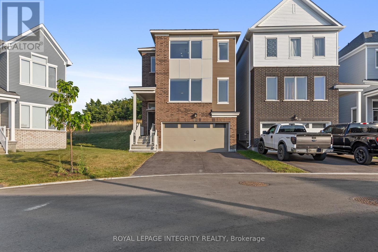 432 Appalachian Circle, Ottawa, Ontario  K2J 6X4 - Photo 4 - X12668242