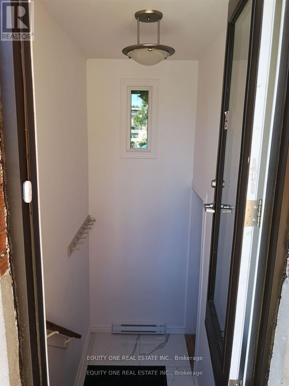 366 Maria Goretti Circle, Ottawa, Ontario  K1L 7K8 - Photo 37 - X12668264