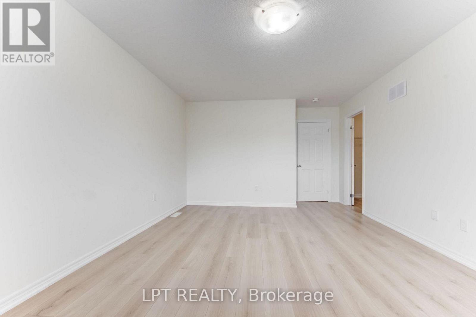 1 - 740 Linden Drive, Cambridge, Ontario  N3H 5L5 - Photo 15 - X12634344