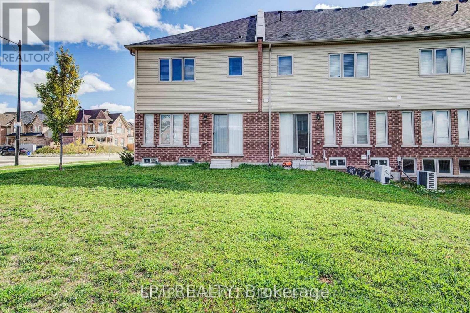 1 - 740 Linden Drive, Cambridge, Ontario  N3H 5L5 - Photo 17 - X12634344