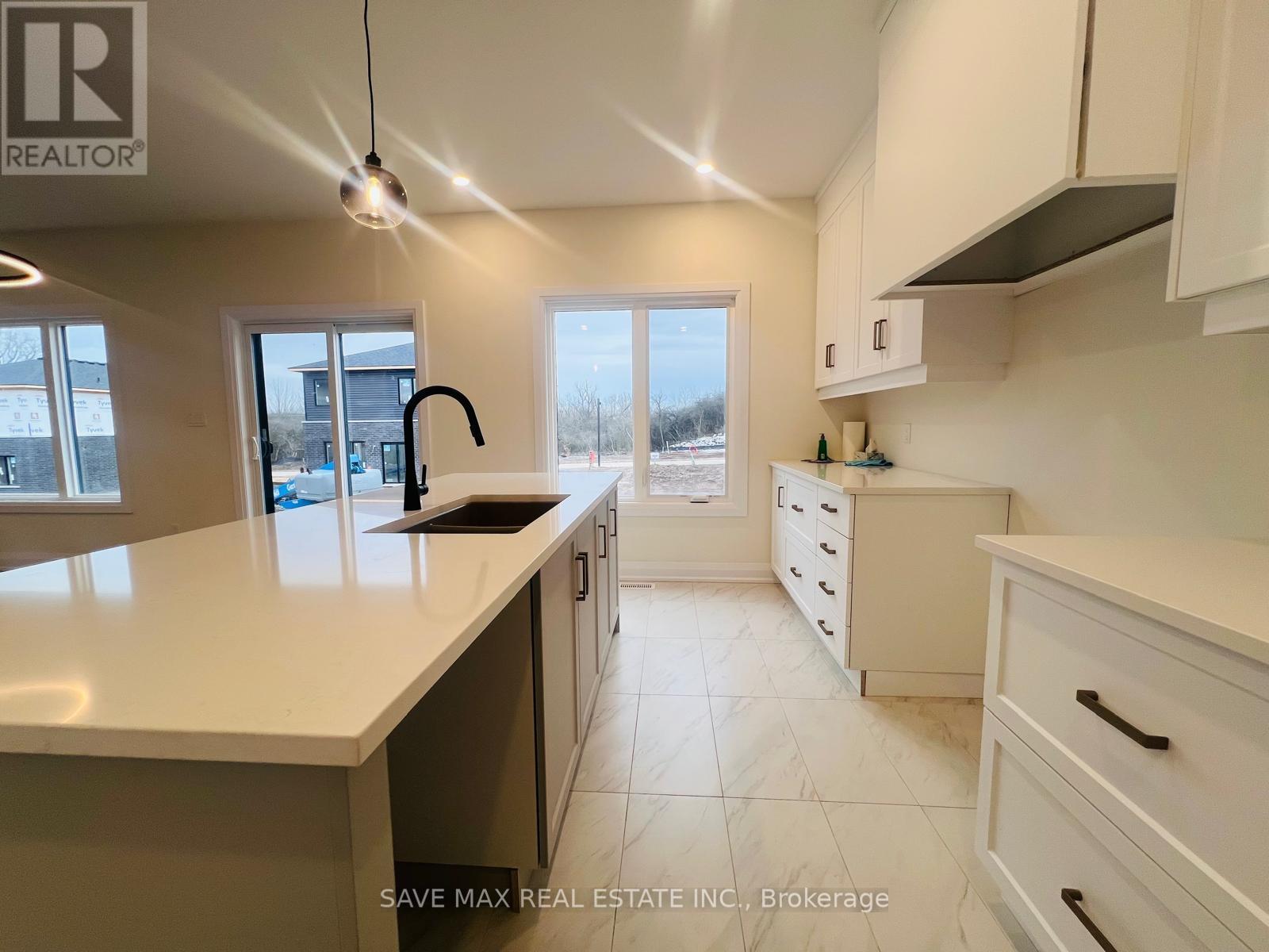 6458 Sunshine Common, Niagara Falls, Ontario  L2G 0E4 - Photo 13 - X12654778