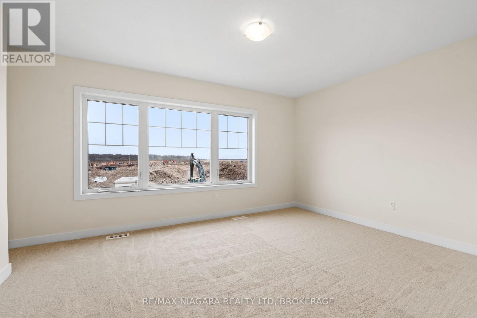 400 Eastbridge Avenue, Welland, Ontario  L3B 0M6 - Photo 12 - X12668018