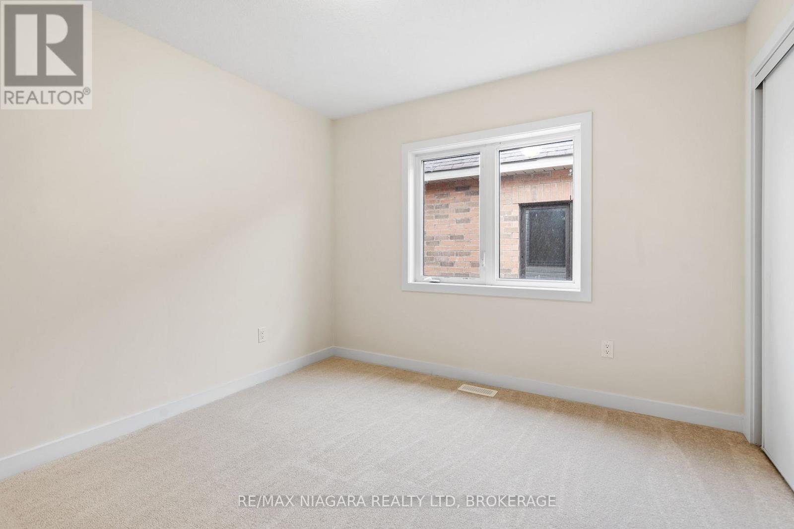 400 Eastbridge Avenue, Welland, Ontario  L3B 0M6 - Photo 13 - X12668018