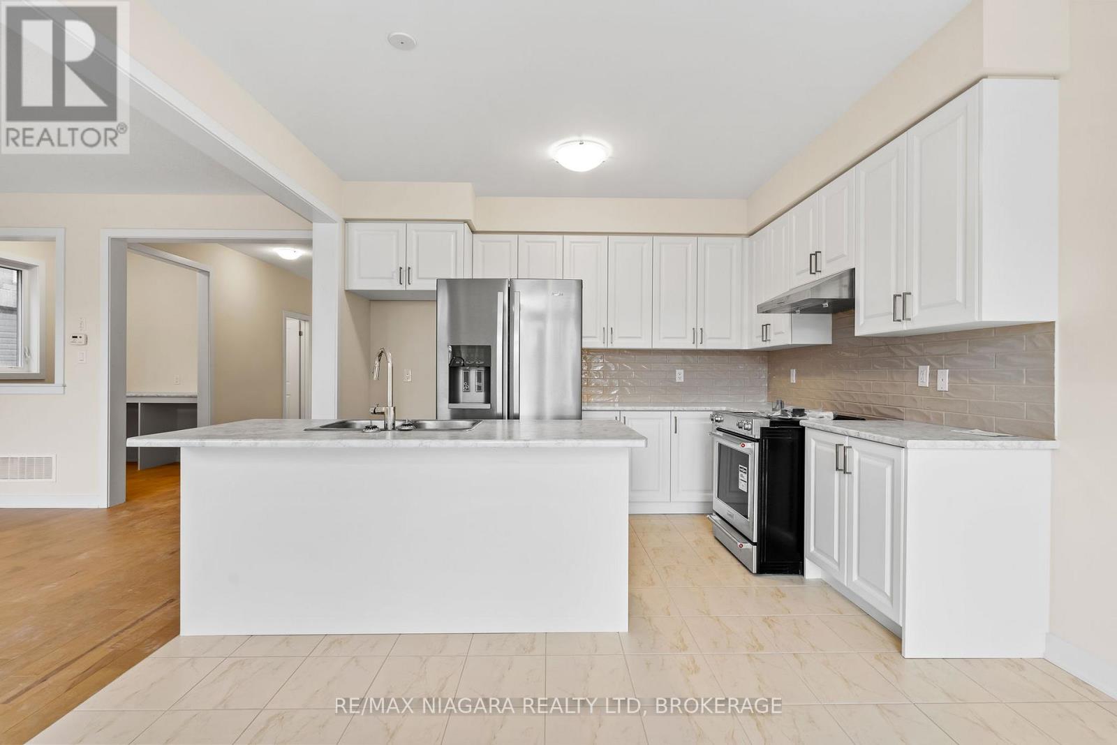 400 Eastbridge Avenue, Welland, Ontario  L3B 0M6 - Photo 7 - X12668018