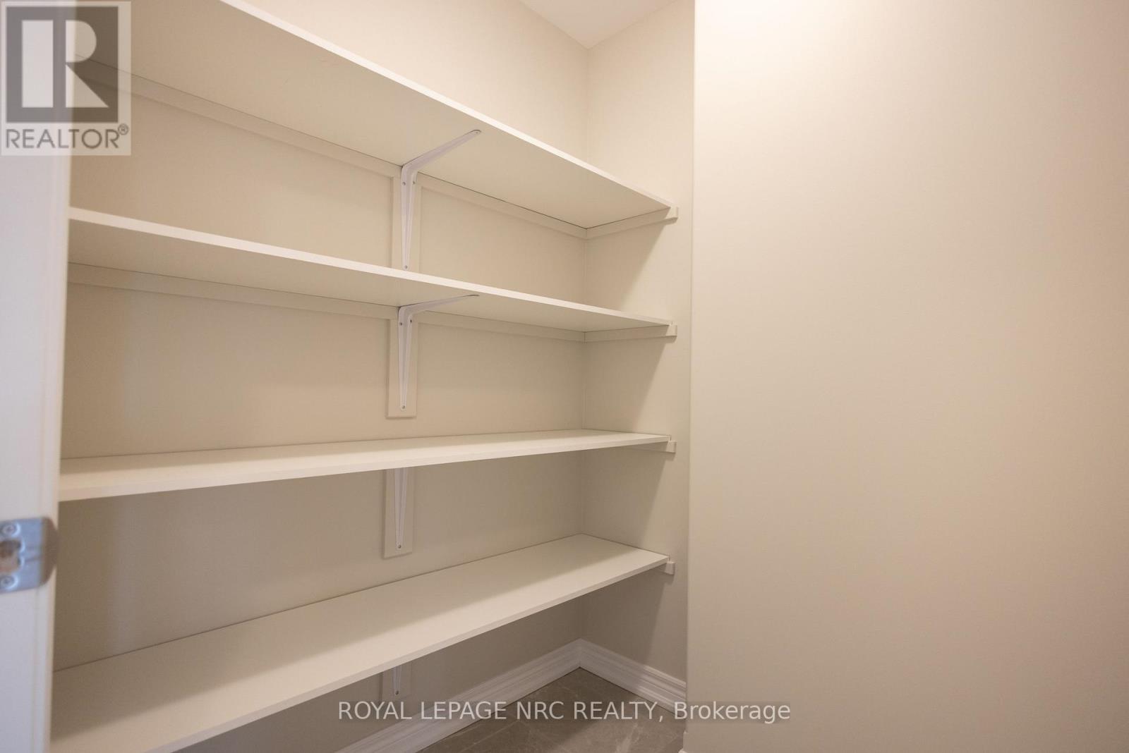 25 Mcmann Drive, Thorold, Ontario  L2V 2V5 - Photo 15 - X12668078