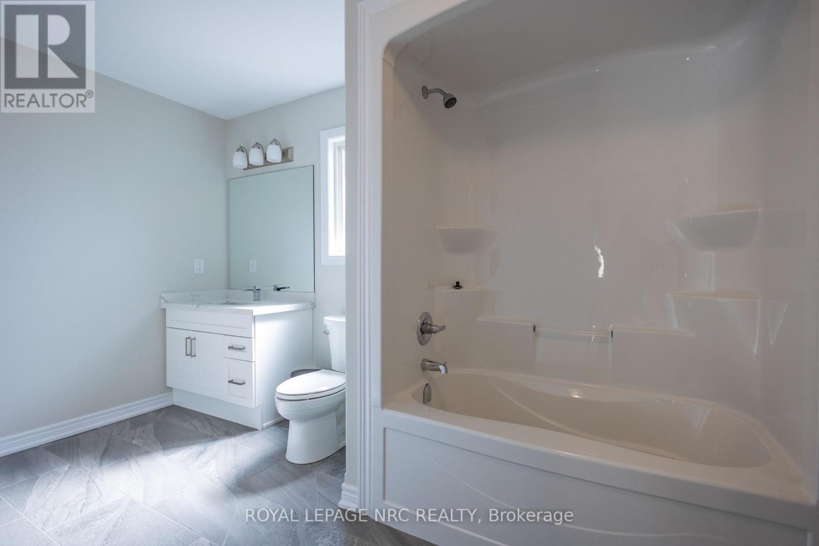 25 Mcmann Drive, Thorold, Ontario  L2V 2V5 - Photo 19 - X12668078