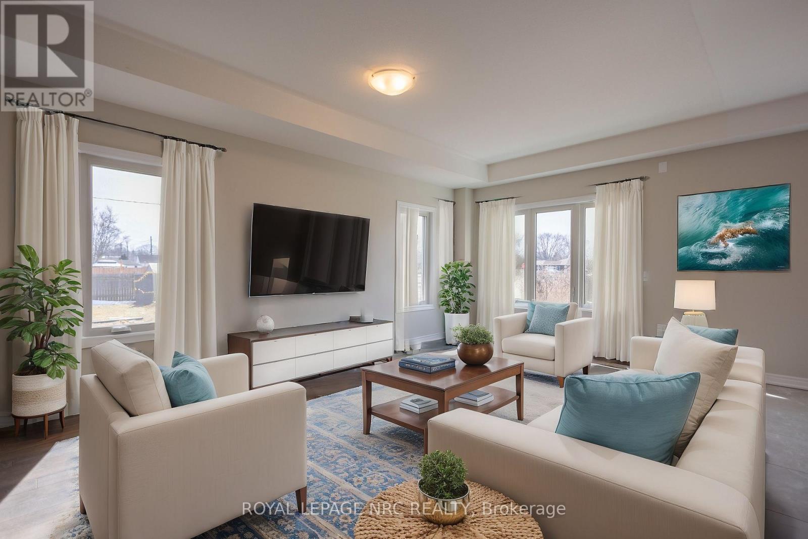 25 Mcmann Drive, Thorold, Ontario  L2V 2V5 - Photo 2 - X12668078