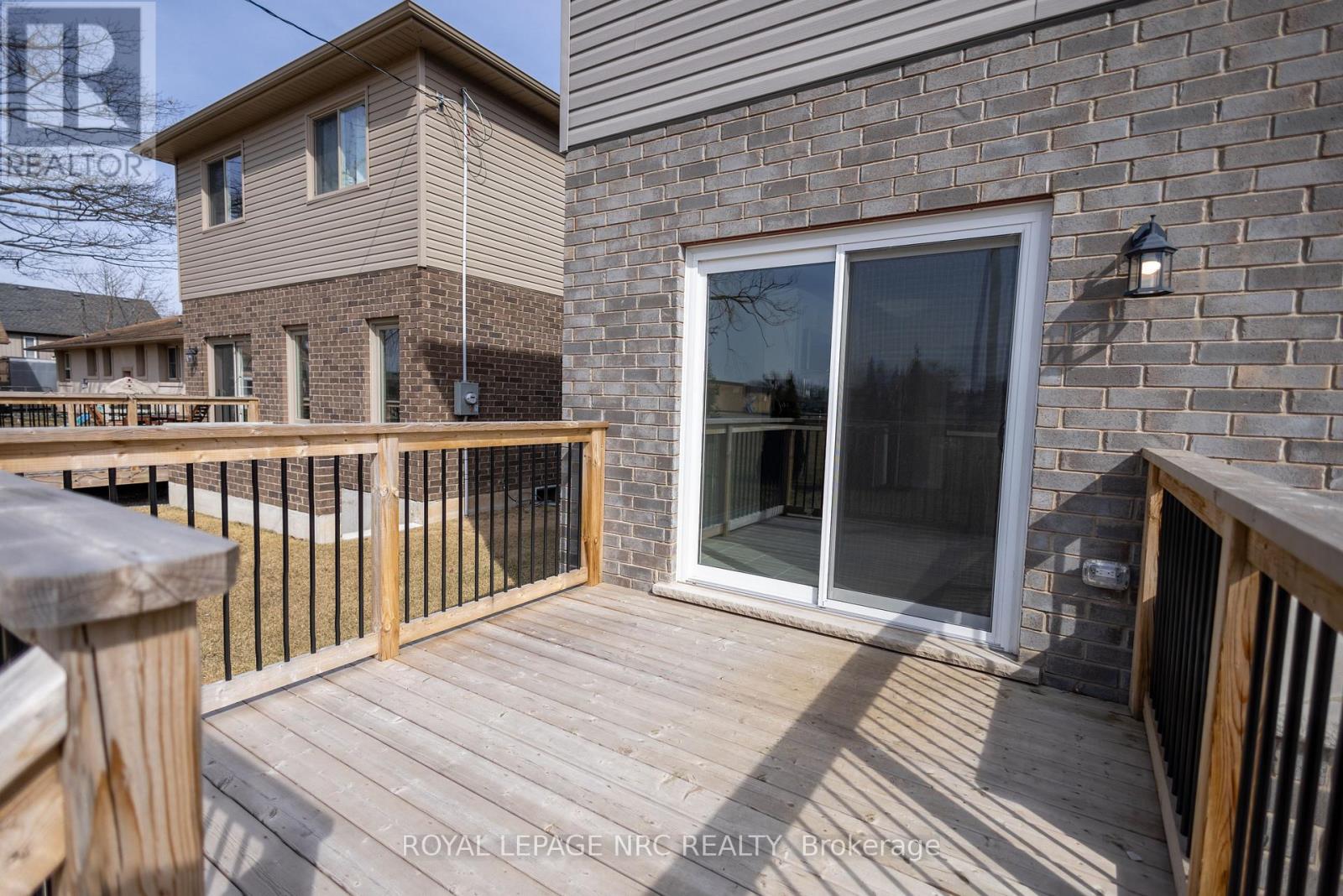 25 Mcmann Drive, Thorold, Ontario  L2V 2V5 - Photo 32 - X12668078