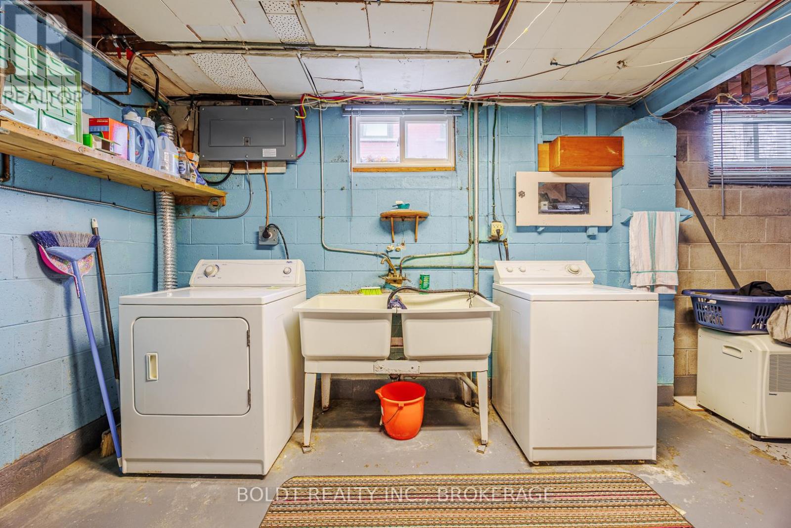 24 Winslow Crescent, Thorold, Ontario  L2V 3S1 - Photo 13 - X12668252