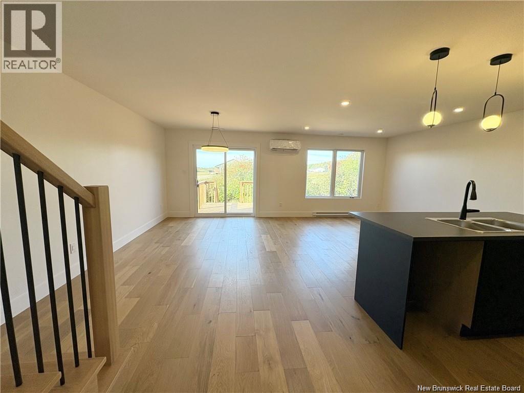 1024 Elmwood Drive, Moncton, New Brunswick  E1H 2G9 - Photo 7 - NB131702
