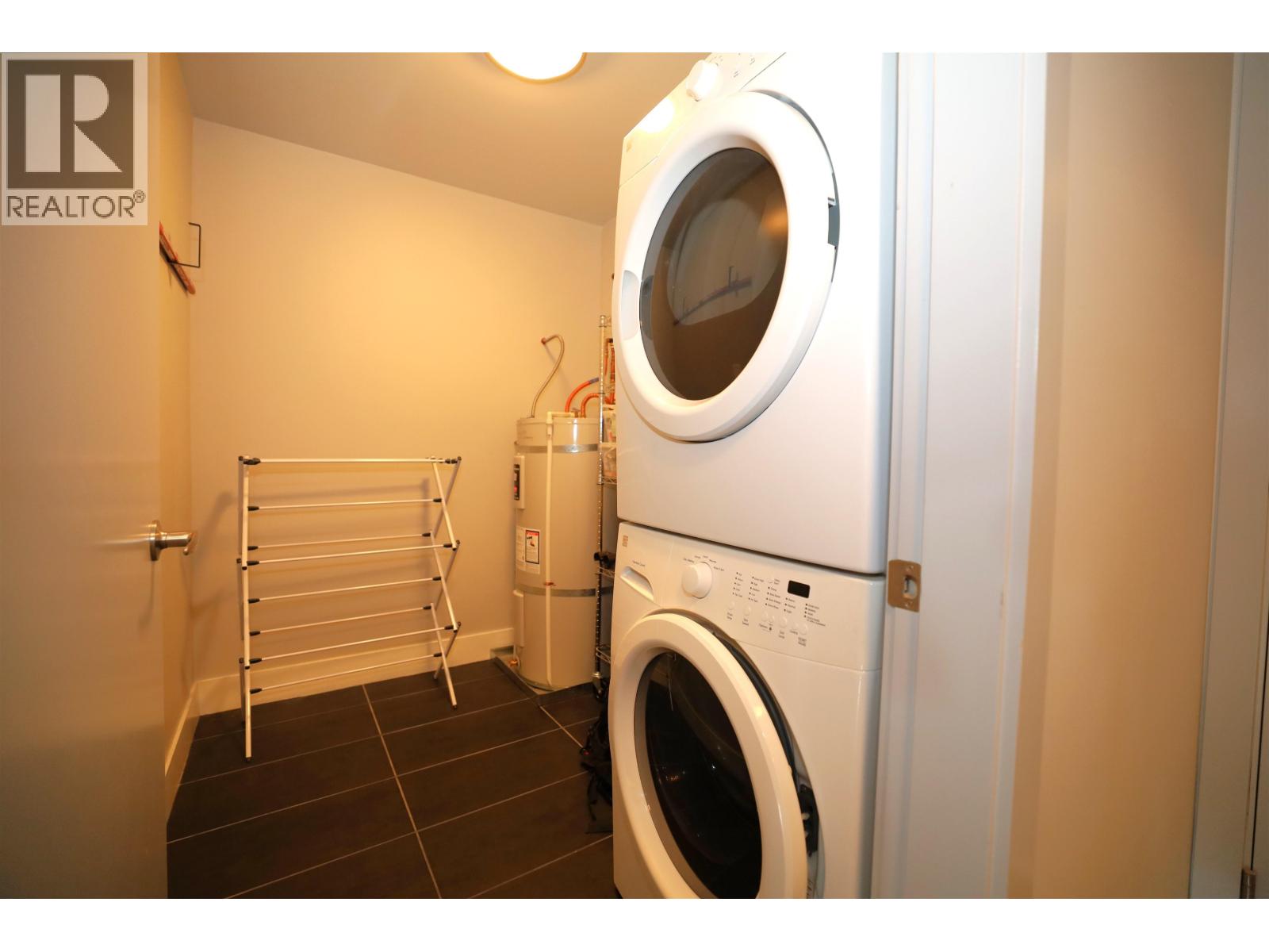 209 5682 Wharf Avenue, Sechelt, British Columbia  V7Z 0J3 - Photo 22 - R3054462