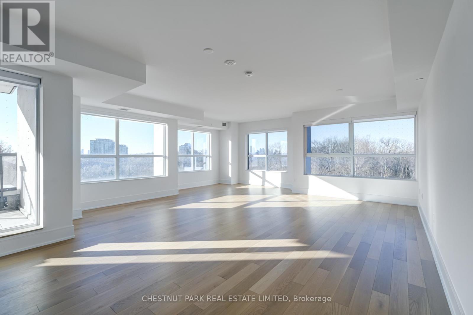 311 - 10 Inn On The Park Drive, Toronto, Ontario  M3C 0P9 - Photo 3 - C12667862