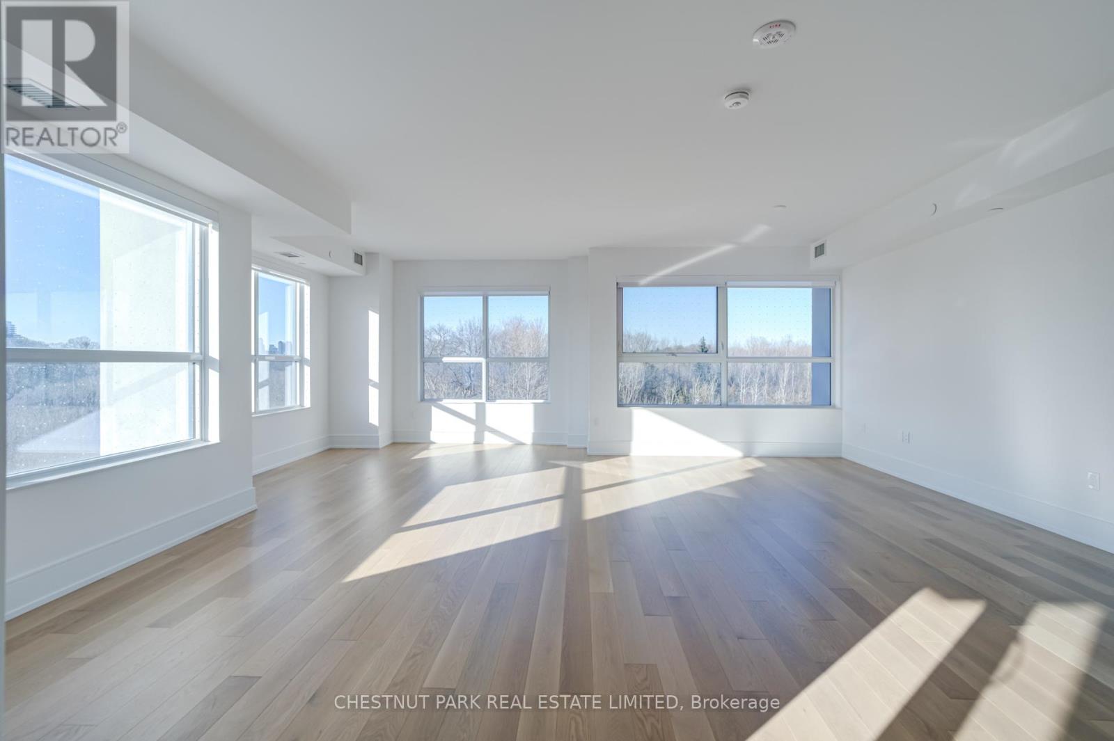 311 - 10 Inn On The Park Drive, Toronto, Ontario  M3C 0P9 - Photo 6 - C12667862