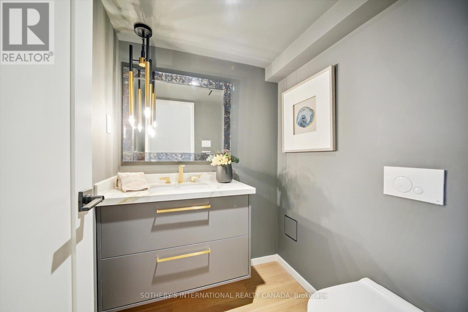 1110 - 65 Harbour Square, Toronto, Ontario  M5J 2L4 - Photo 29 - C12667984