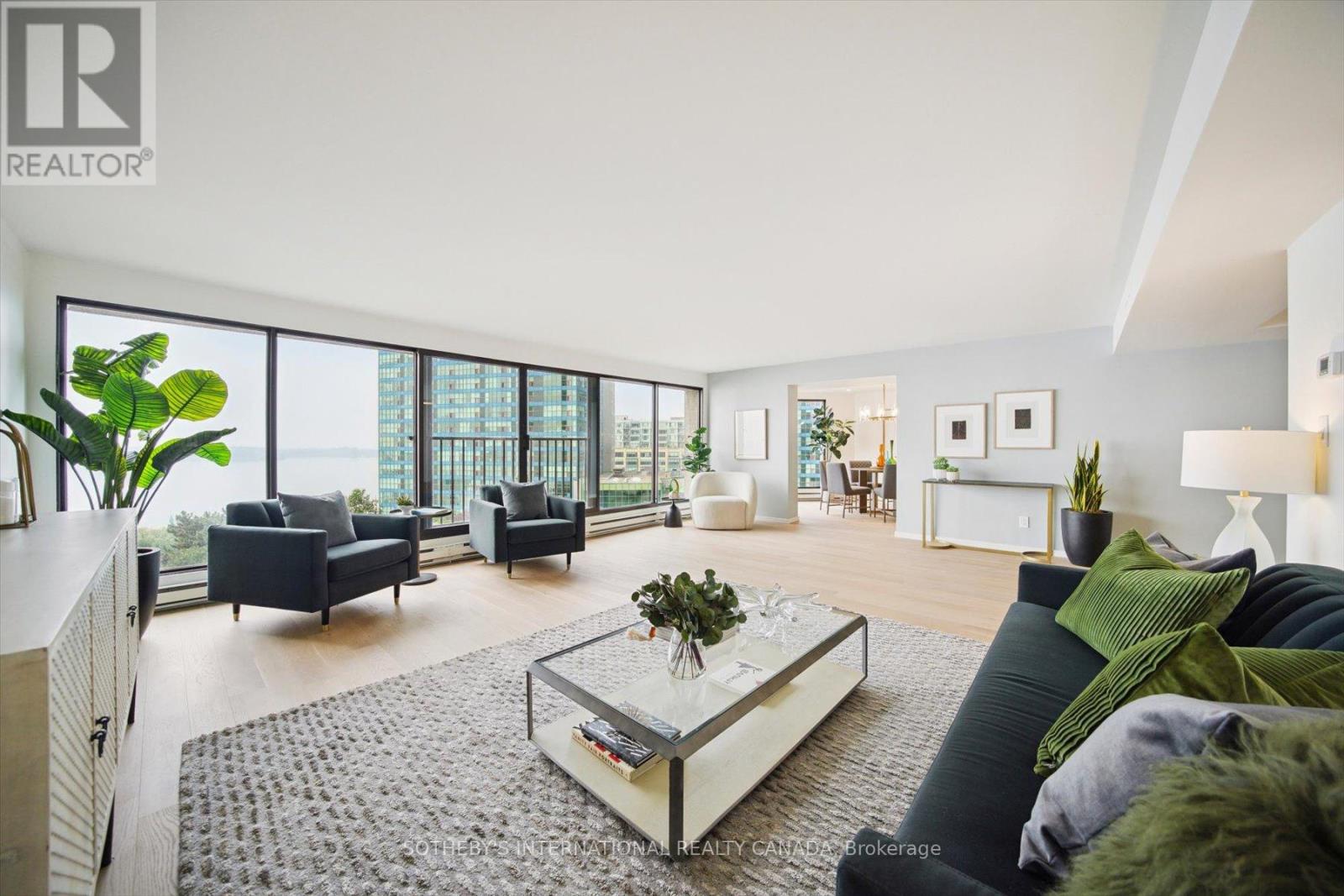 1110 - 65 Harbour Square, Toronto, Ontario  M5J 2L4 - Photo 7 - C12667984