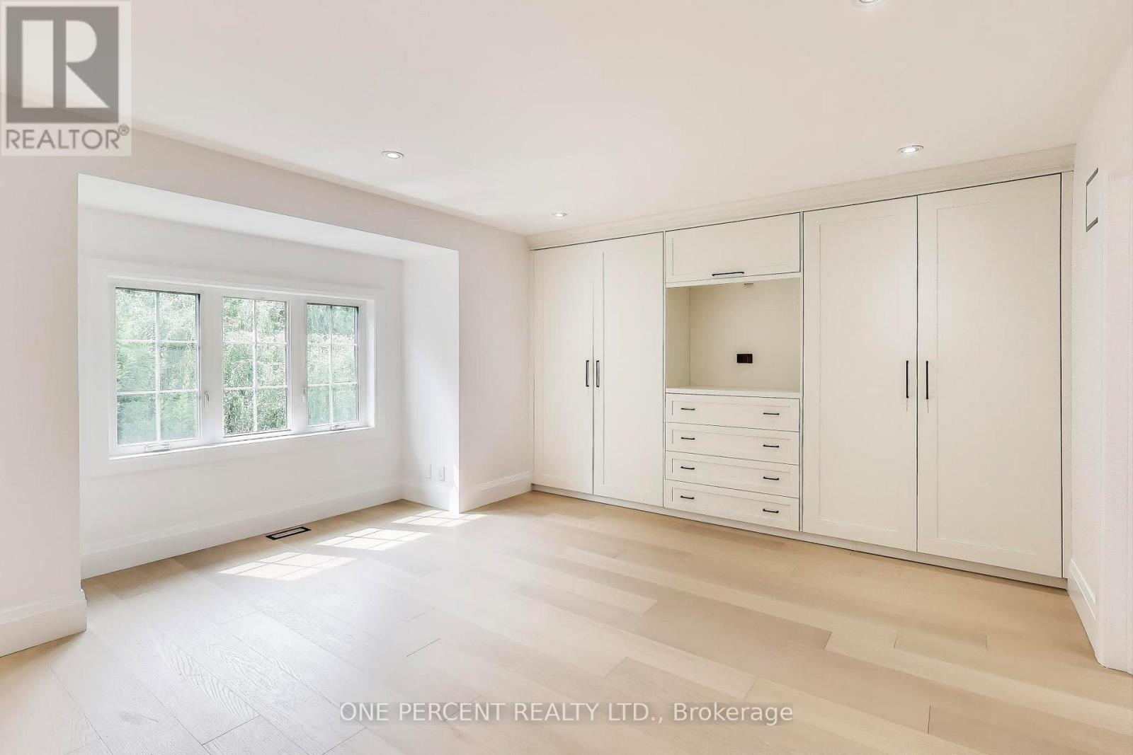 23 Mitchell Avenue, Toronto, Ontario  M6J 1C1 - Photo 17 - C12668020