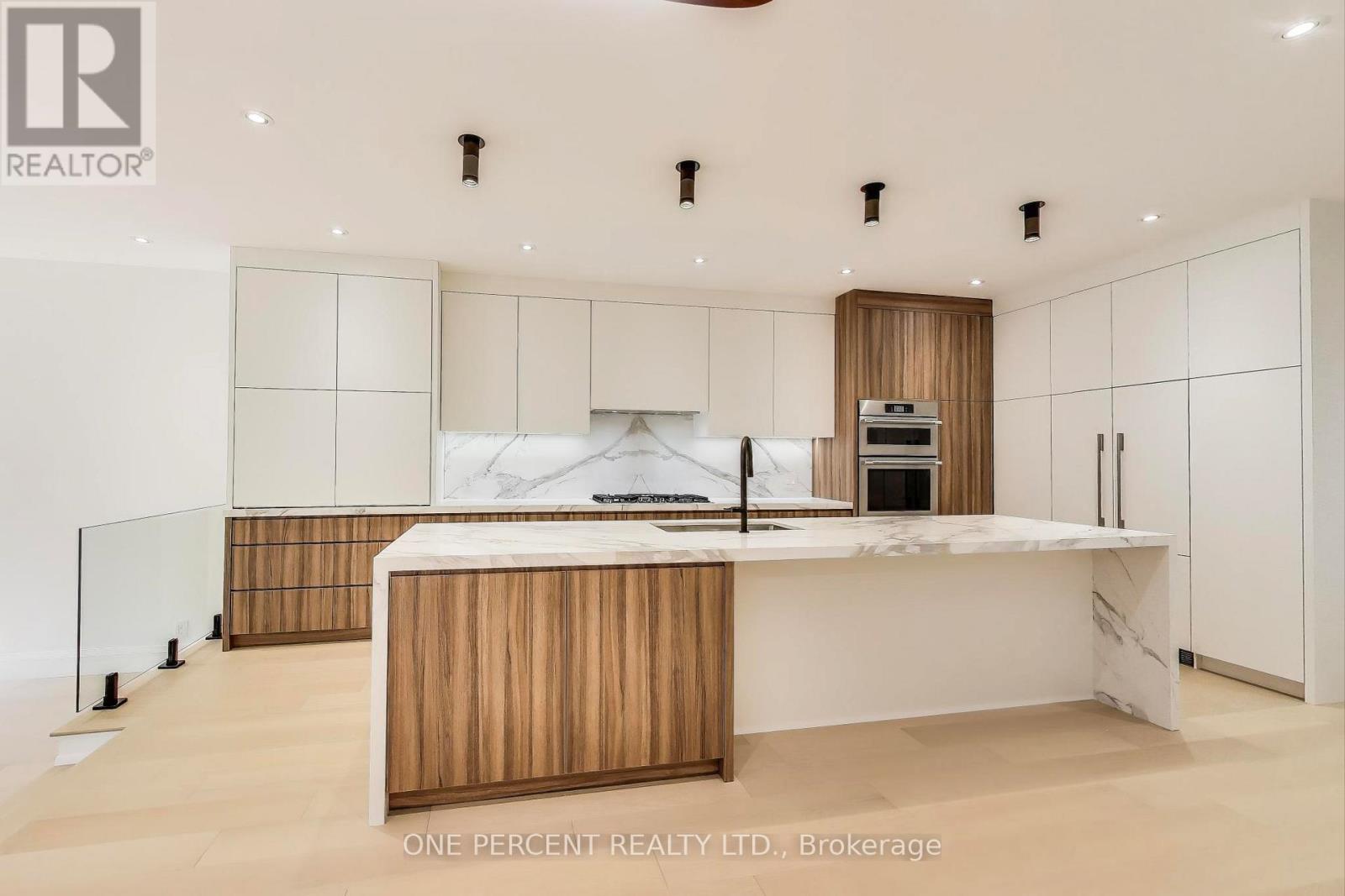 23 Mitchell Avenue, Toronto, Ontario  M6J 1C1 - Photo 2 - C12668020