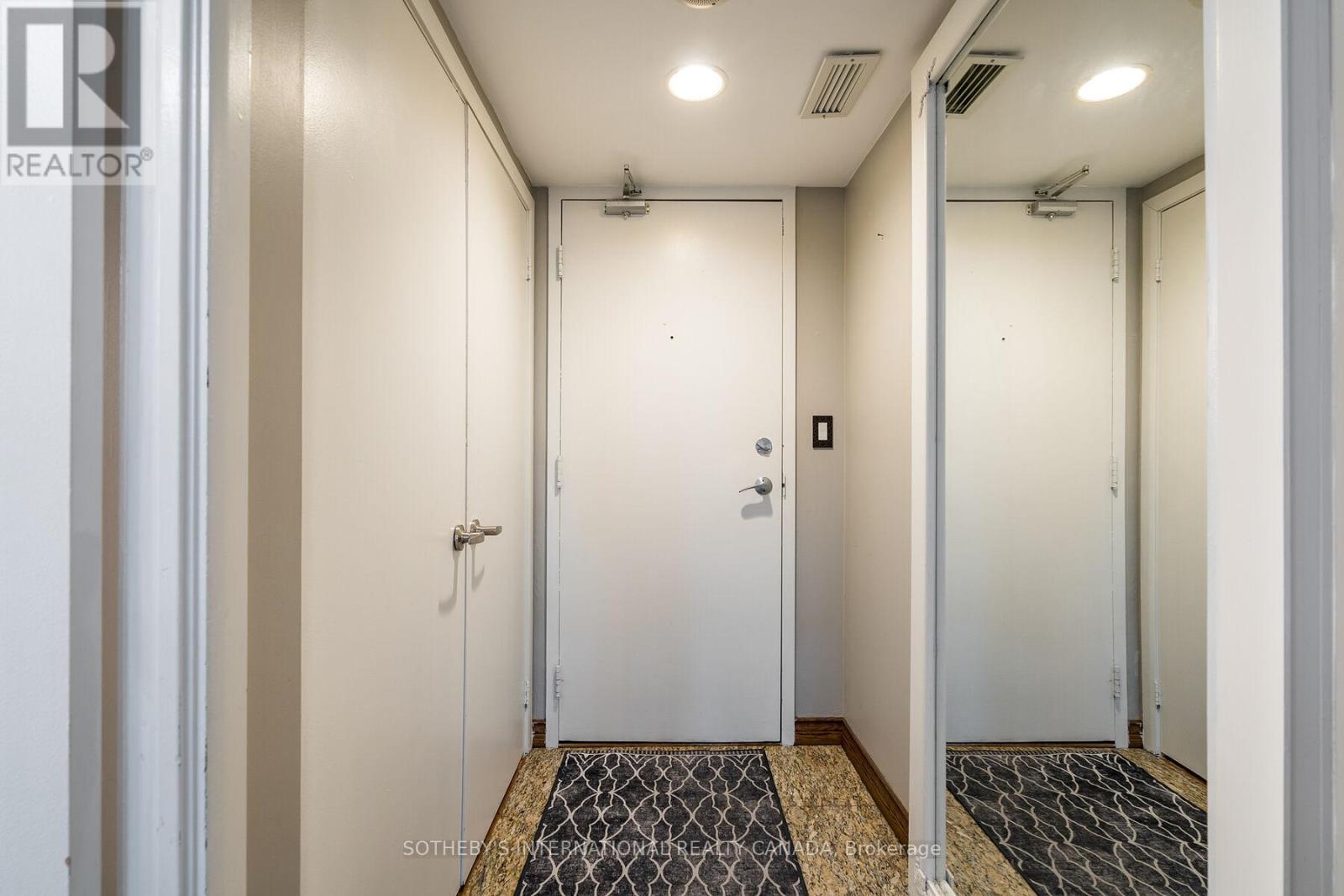 235 - 600 Fleet Street, Toronto, Ontario  M5V 1B7 - Photo 2 - C12668034