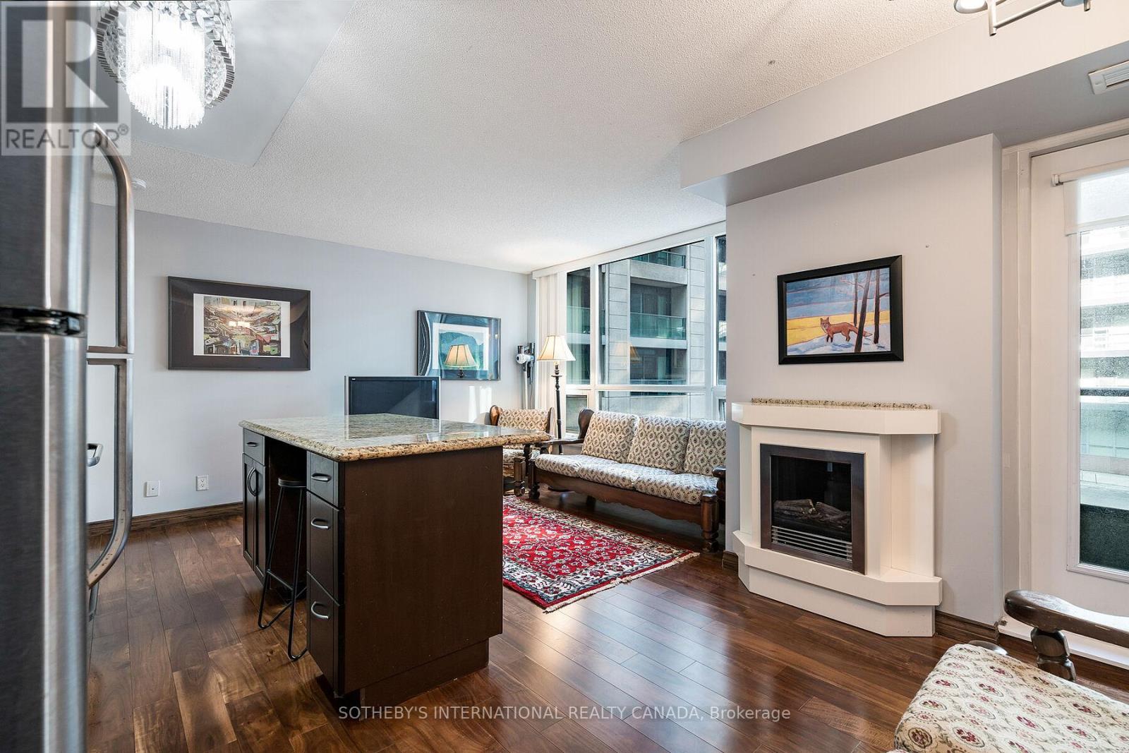 235 - 600 Fleet Street, Toronto, Ontario  M5V 1B7 - Photo 4 - C12668034