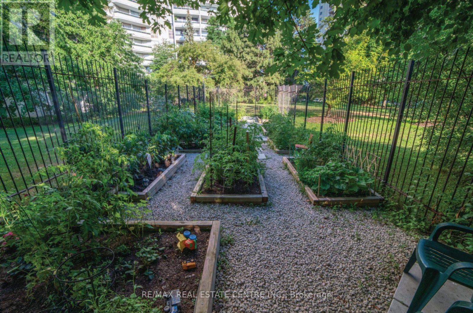 1411 - 100 Graydon Hall Drive, Toronto, Ontario  M3A 3A8 - Photo 25 - C12668050