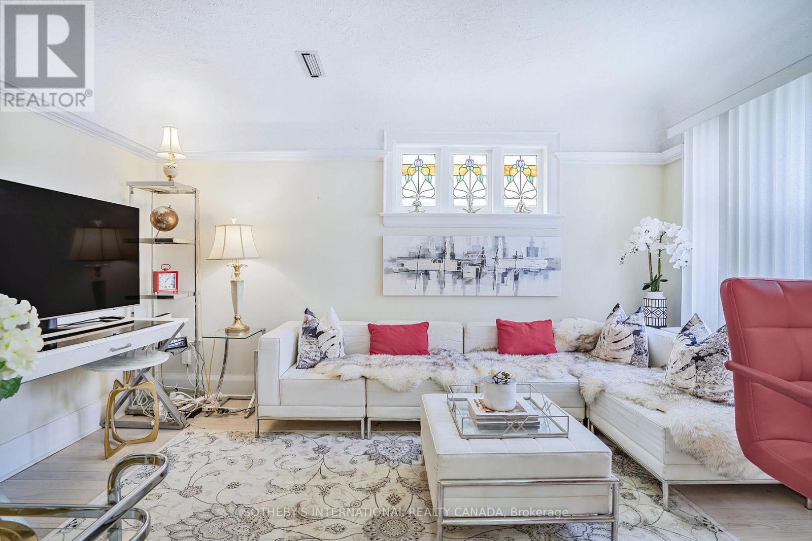 12 Belsize Drive, Toronto, Ontario  M4S 1L4 - Photo 11 - C12668054