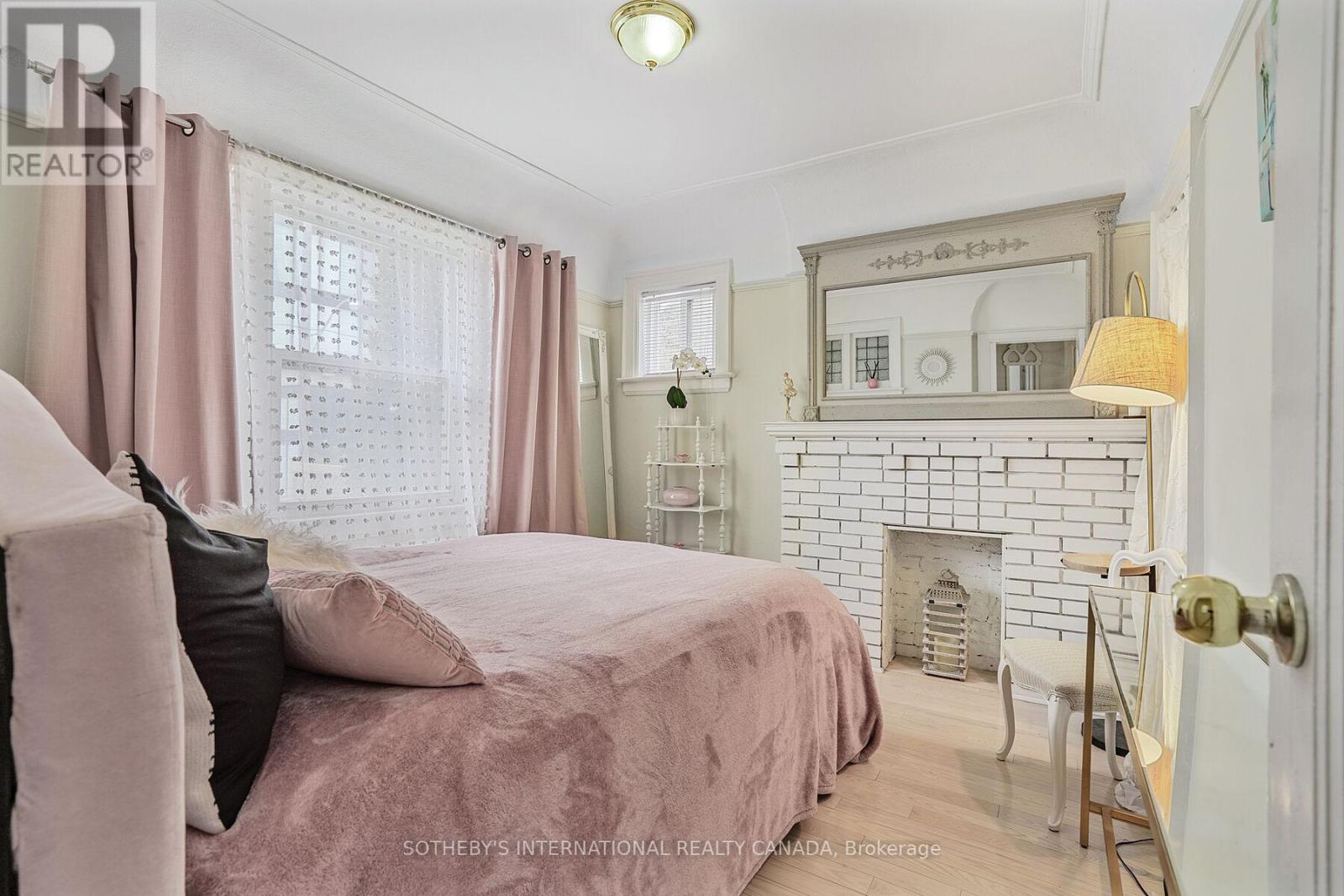 12 Belsize Drive, Toronto, Ontario  M4S 1L4 - Photo 20 - C12668054