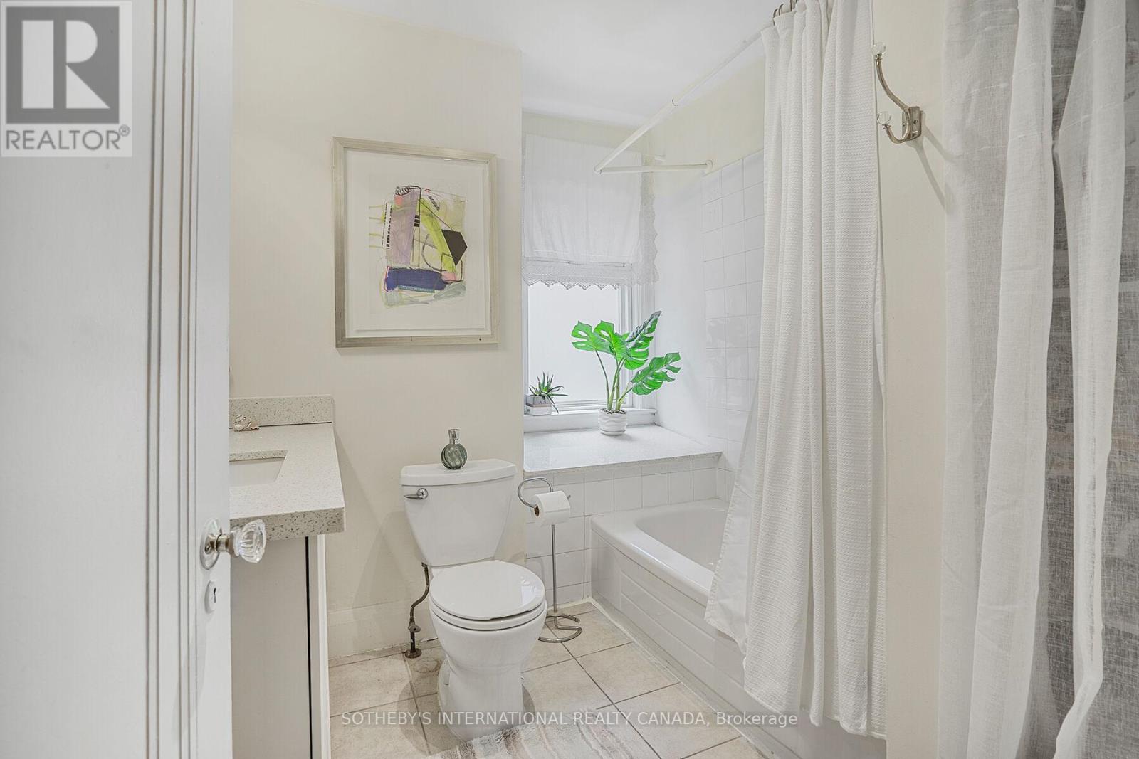 12 Belsize Drive, Toronto, Ontario  M4S 1L4 - Photo 22 - C12668054