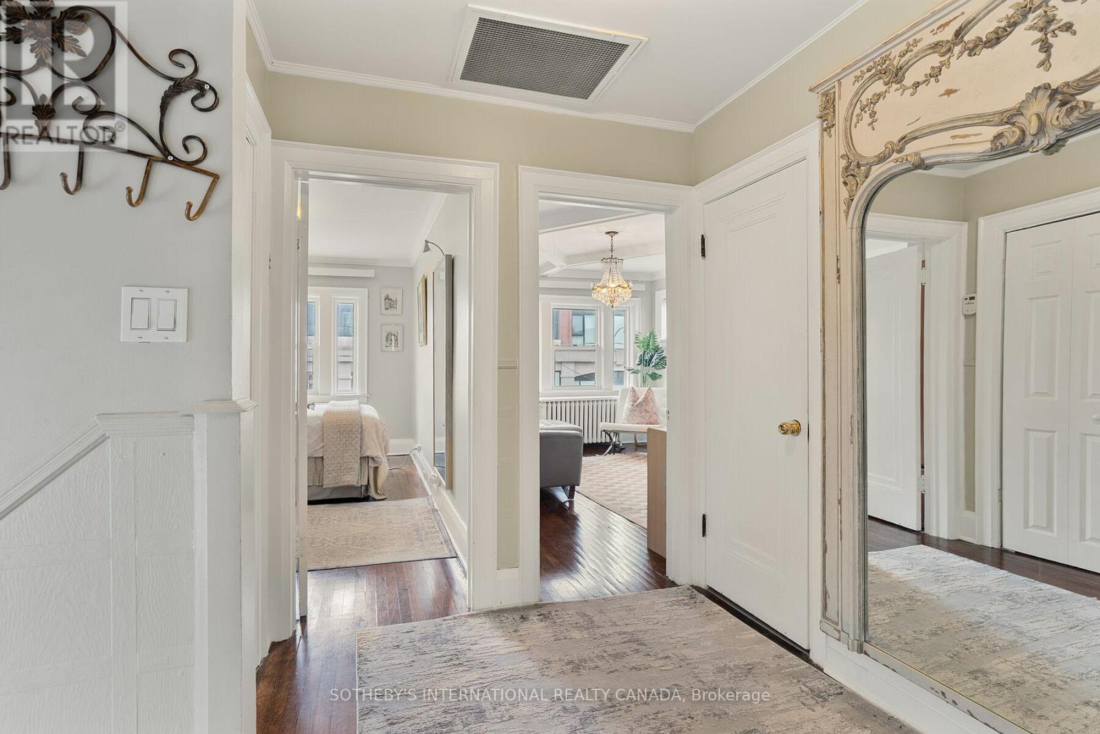 12 Belsize Drive, Toronto, Ontario  M4S 1L4 - Photo 26 - C12668054