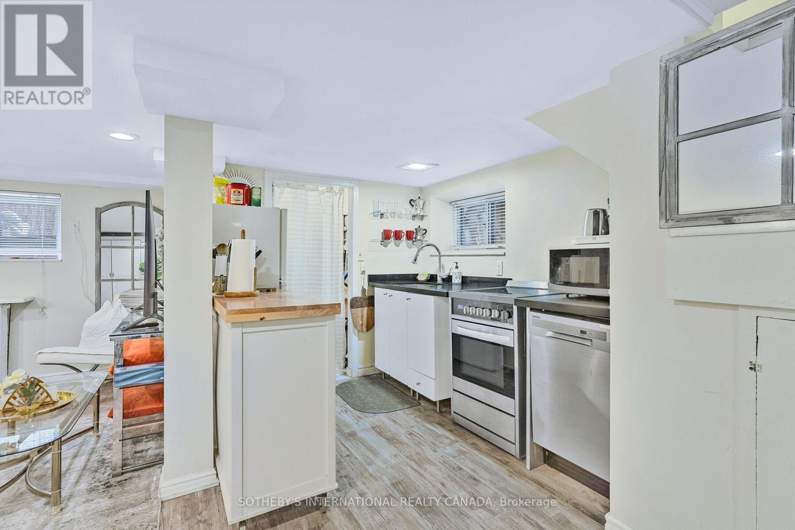 12 Belsize Drive, Toronto, Ontario  M4S 1L4 - Photo 40 - C12668054