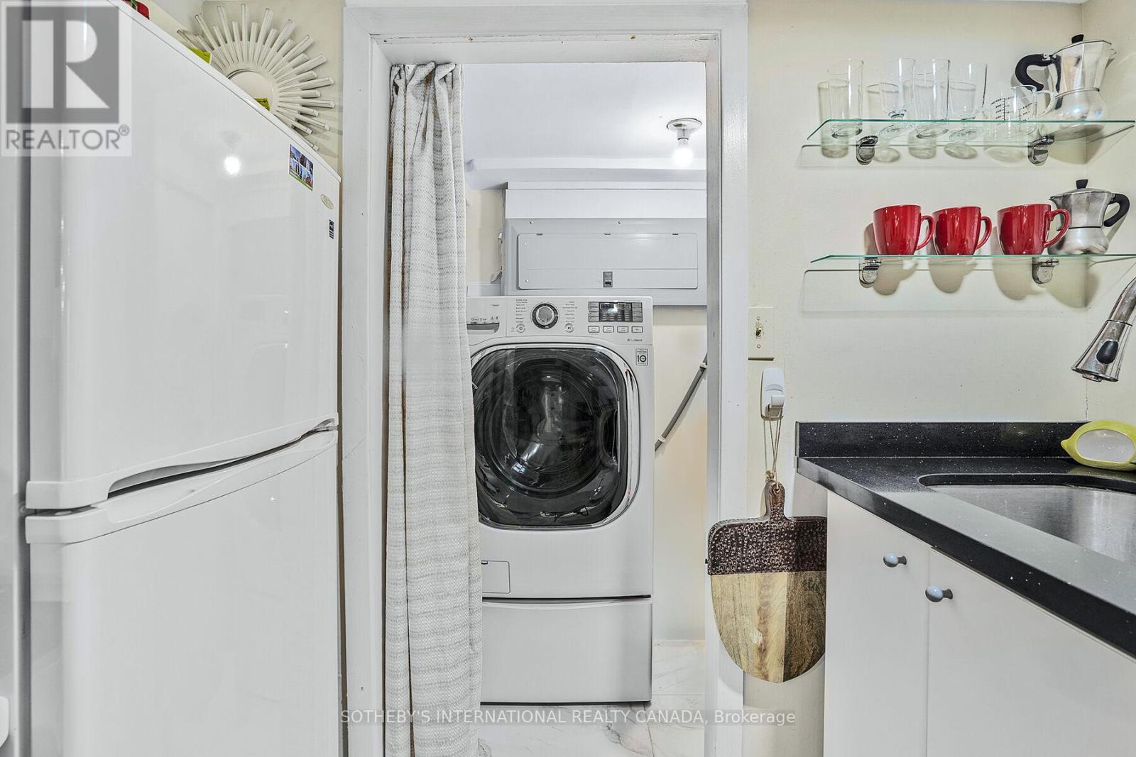 12 Belsize Drive, Toronto, Ontario  M4S 1L4 - Photo 45 - C12668054