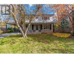 19 GLENEAGLE CRESCENT, Toronto, Ontario